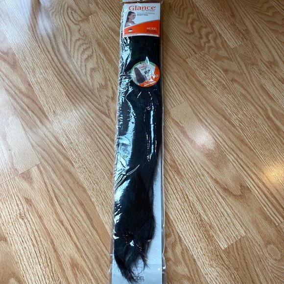 #111 24" GLANCE YAKY DRAWSTRING PONYTAIL - Picture 4 of 4